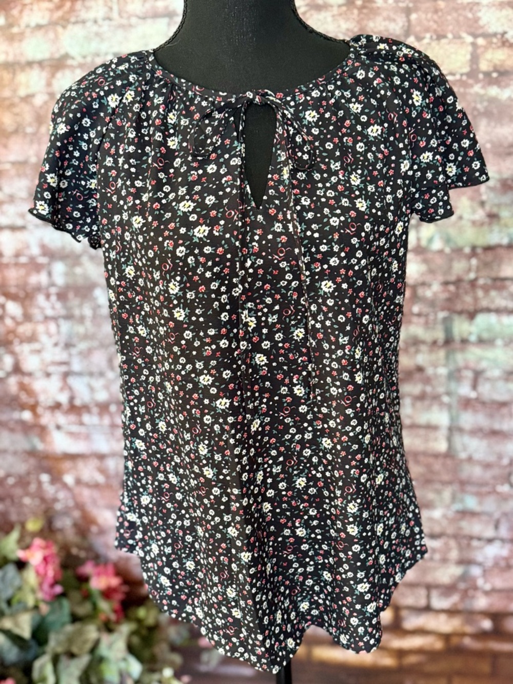 Simple Black Floral Tie-Neck Blouse with White & Pink Accents